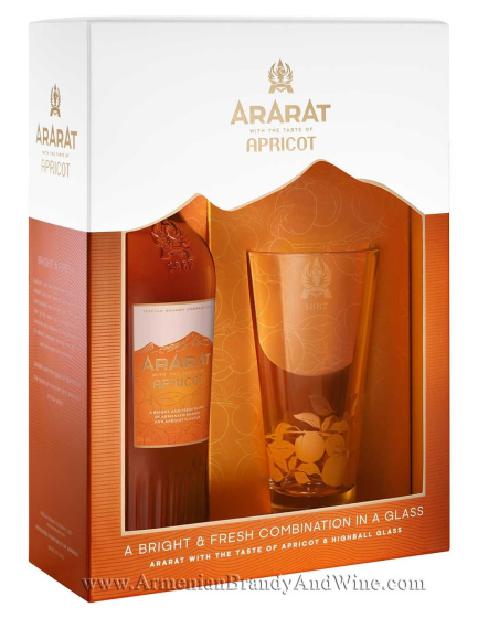 Бренди Арарат Кайсия + 1 чаша 0,7Л 35% / Brandy Ararat Apricot 0,7l 35% + 1x sklo